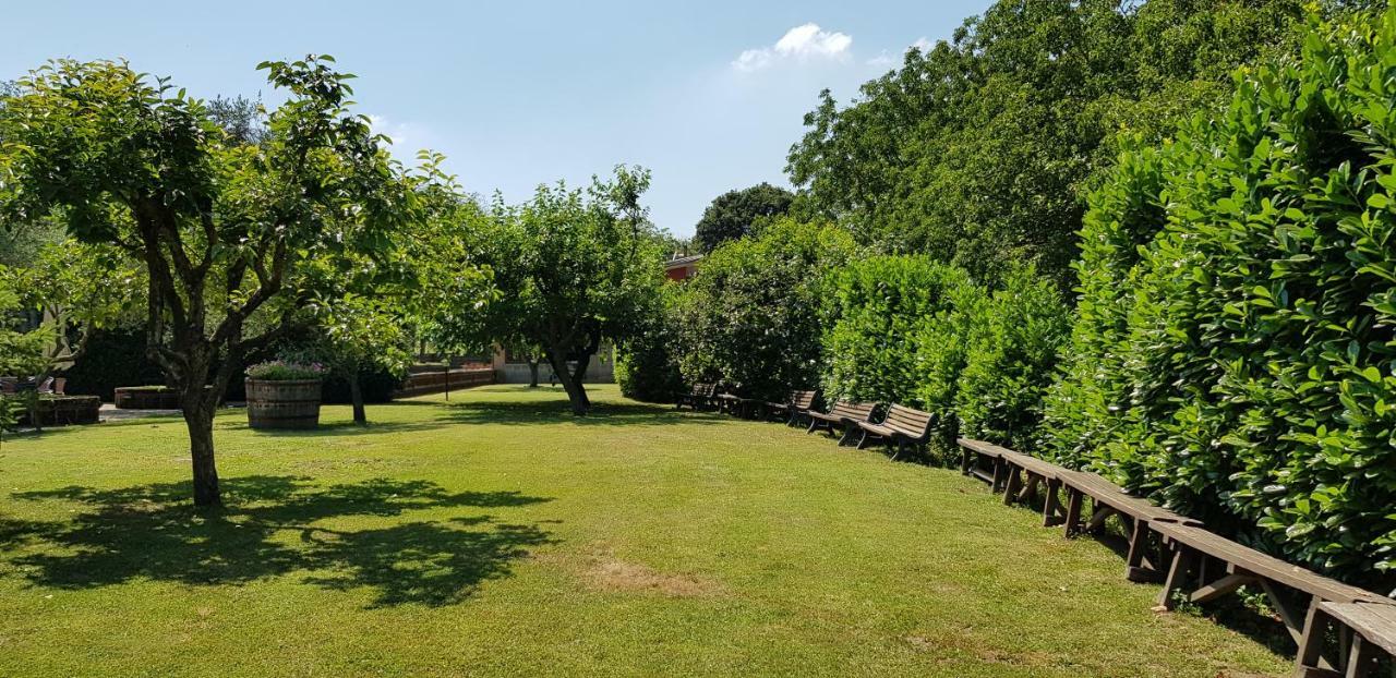 Contrada  Agriturismo Ricciardelliヴィラ エクステリア 写真